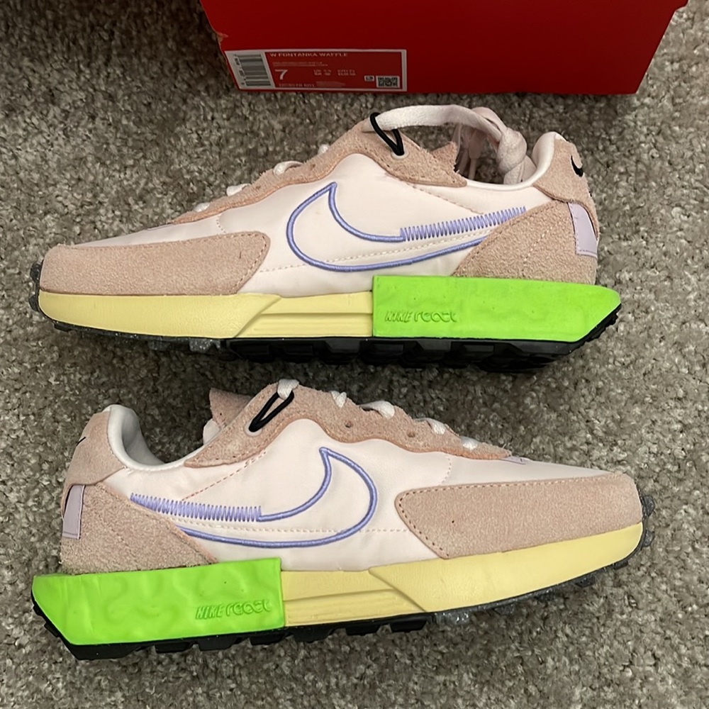Nike Fontanka waffle